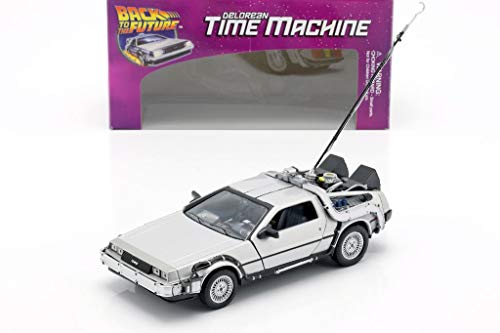 OPO 10 - Coche Delorean de la película Regreso AL Futuro I - Escala 1